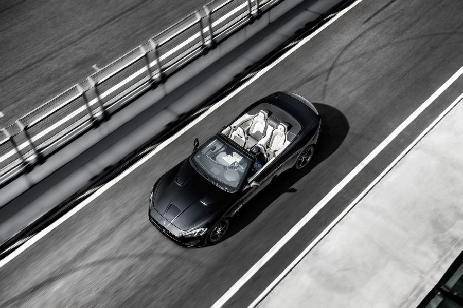  Maserati GranCabrio Sport Special Edition (M145) 2017 года  (фото 2 из 14)